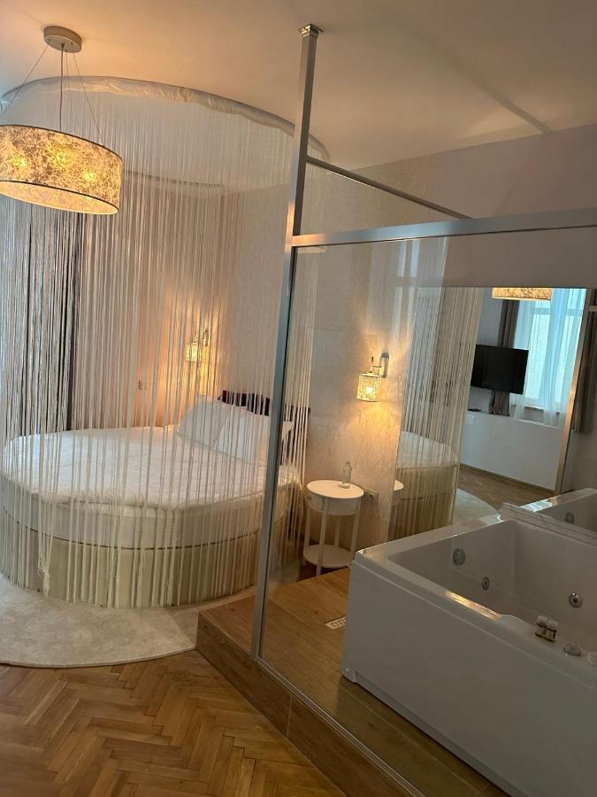 סופיה Luxury Apartment With Jacuzzi מראה חיצוני תמונה